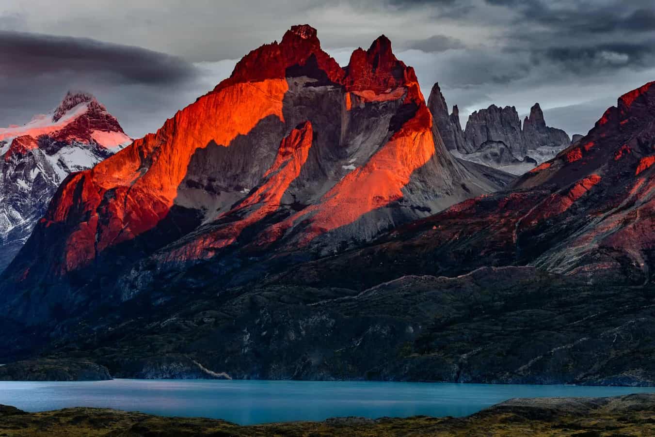Cordillera Paine sunrise patagonia chile